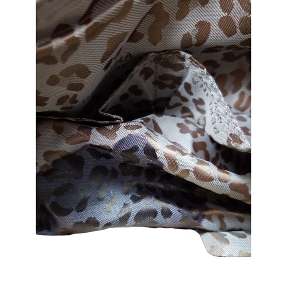 Perlina Leather Light Gold Shoulder Saddle Bag - Picture 6 of 6